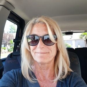 Meet your Posher, Daniele